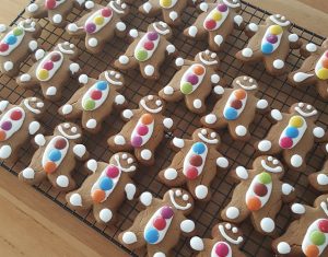 Hope Charitable Foundation Sweets for Syria Fundraiser gingerbread baking 500